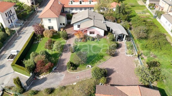 casa indipendente in vendita a Cossato