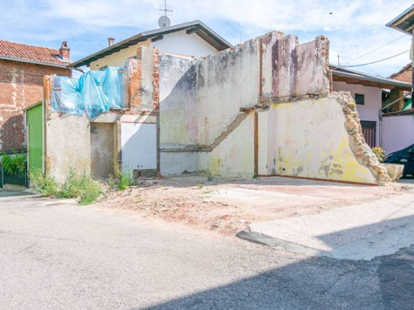 terreno edificabile in vendita a Cossato in zona Parlamento