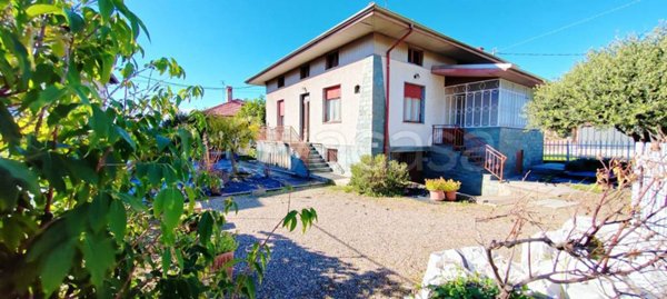casa indipendente in vendita a Cossato