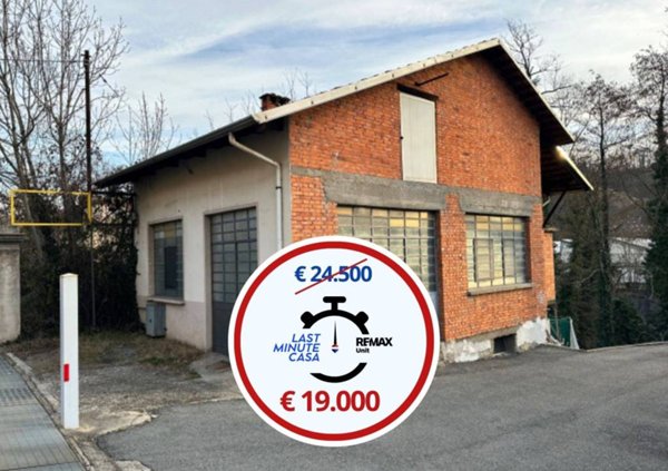 negozio in vendita a Cossato