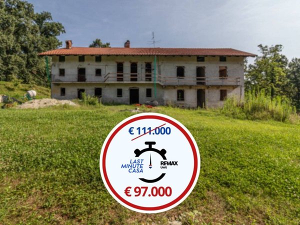 casa indipendente in vendita a Cossato in zona Castellengo