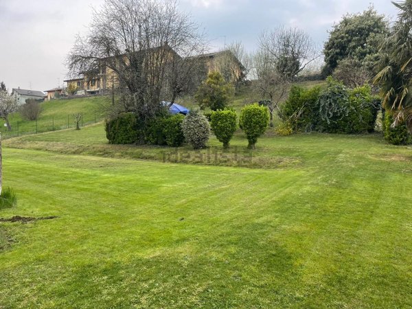 terreno edificabile in vendita a Cossato
