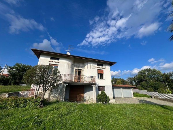 casa indipendente in vendita a Cossato