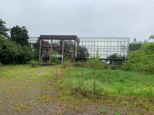 locale di sgombero in vendita a Cossato