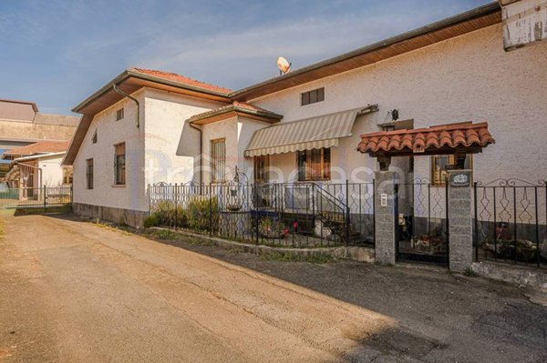 casa indipendente in vendita a Cossato