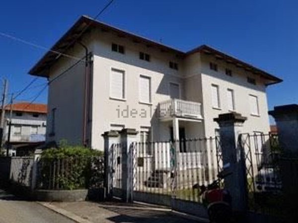 pentavano in vendita a Cossato