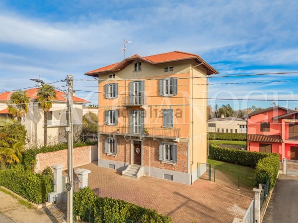 casa indipendente in vendita a Cossato