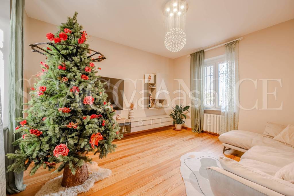 casa indipendente in vendita a Cossato