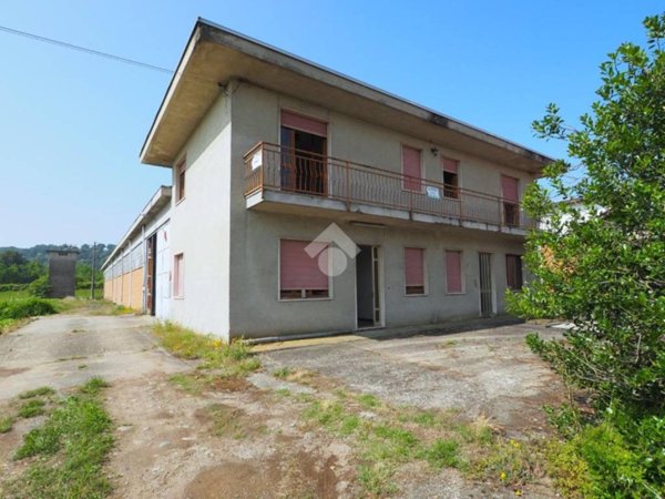 casa indipendente in vendita a Cossato