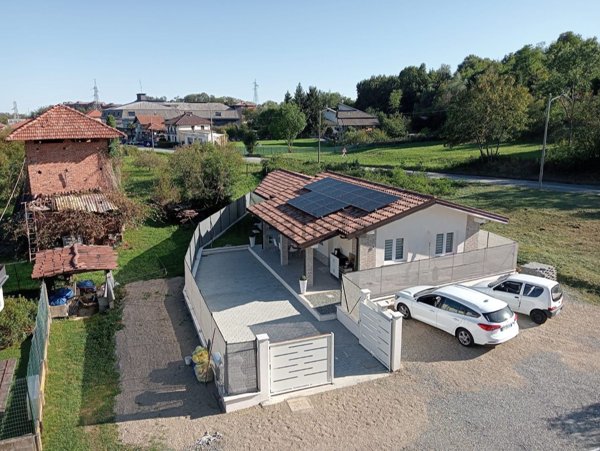 casa indipendente in vendita a Cossato