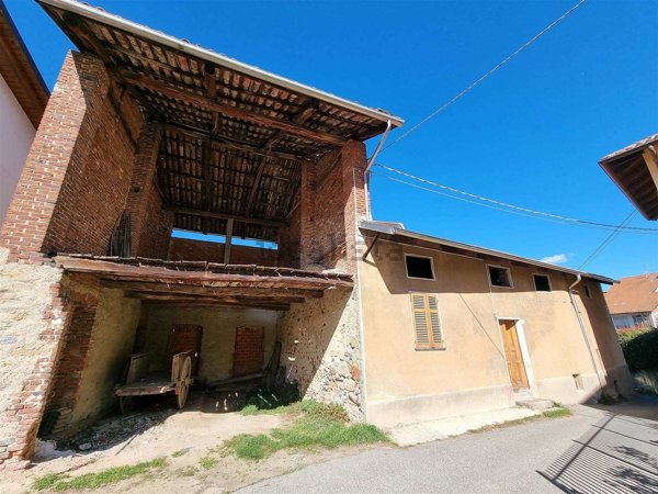 casa indipendente in vendita a Cossato