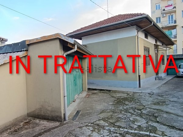 casa indipendente in vendita a Cossato