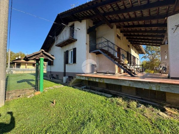 casa indipendente in vendita a Cossato