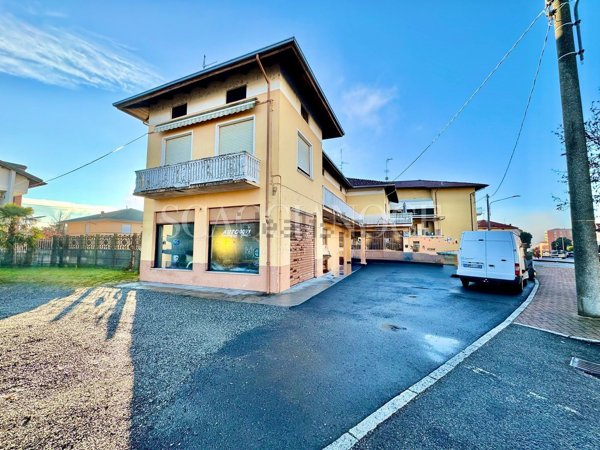 casa indipendente in vendita a Cossato