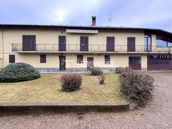 casa indipendente in vendita a Cossato