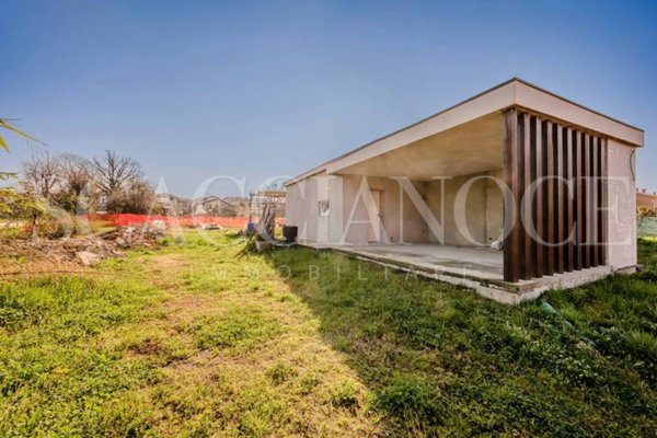 casa indipendente in vendita a Cossato