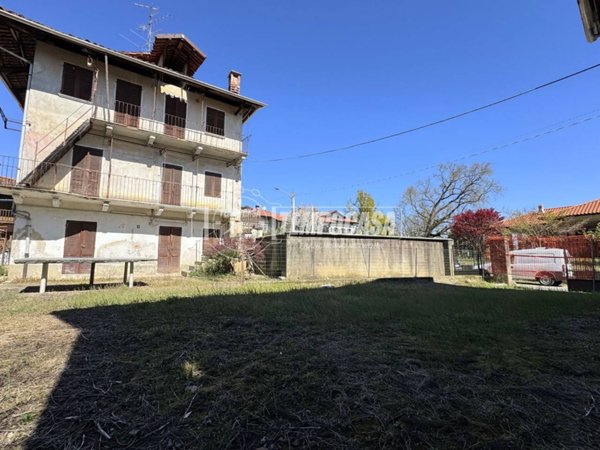 casa indipendente in vendita a Cossato