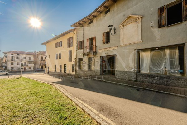 casa indipendente in vendita a Cossato