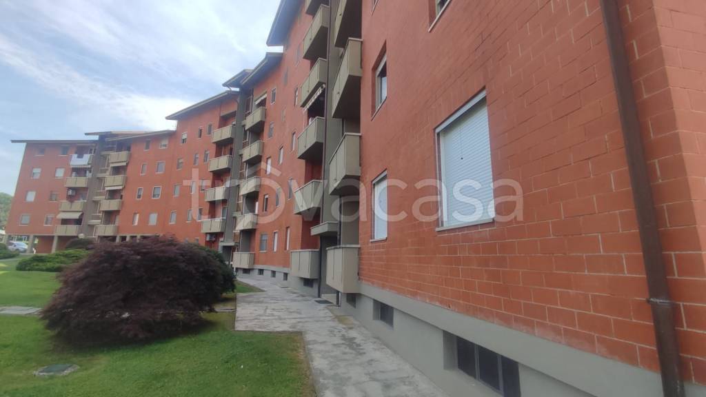 appartamento in vendita a Cossato in zona Lorazzo