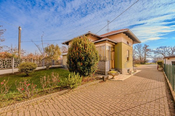 casa indipendente in vendita a Cossato