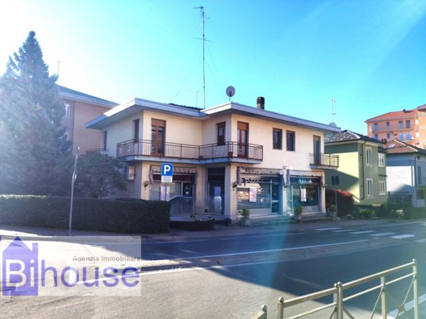 casa indipendente in vendita a Cossato in zona Monteferrario