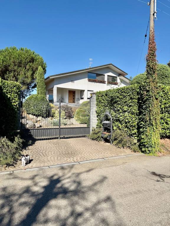 casa indipendente in vendita a Cossato