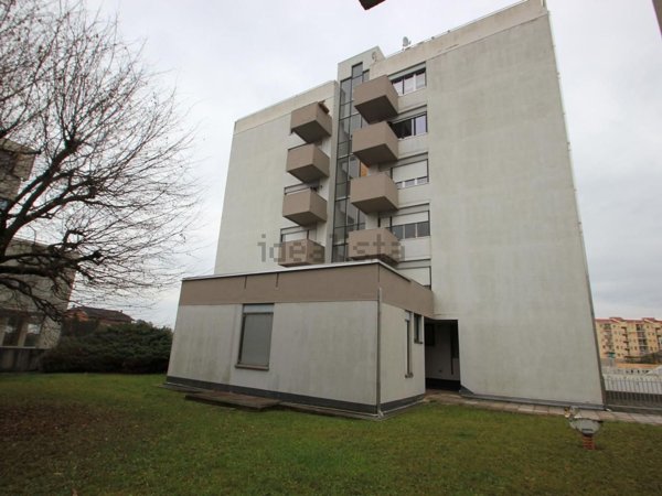 appartamento in vendita a Cossato in zona Monteferrario