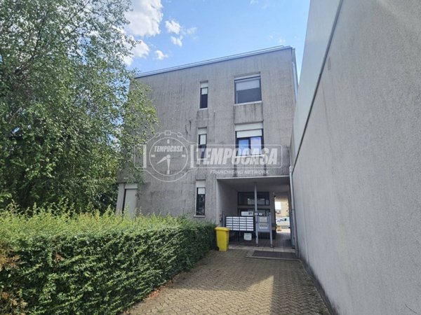 appartamento in vendita a Cossato in zona Monteferrario