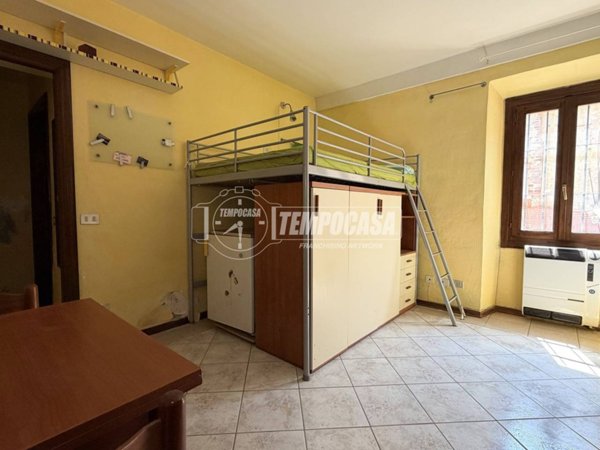 appartamento in vendita a Cossato in zona Cerro