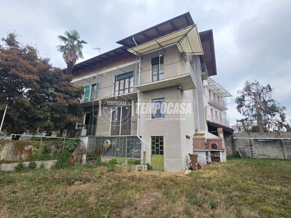 casa indipendente in vendita a Cossato in zona Lavino