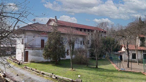 casale in vendita a Cossato in zona Ronco