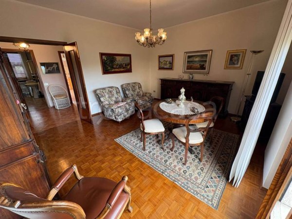 appartamento in vendita a Cossato in zona Monteferrario