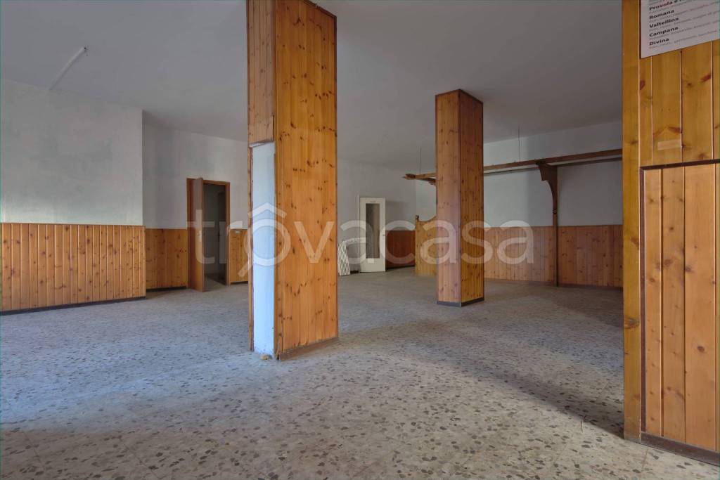 appartamento in vendita a Cossato in zona Monteferrario