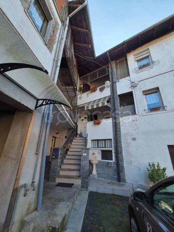 casa indipendente in vendita a Crevacuore