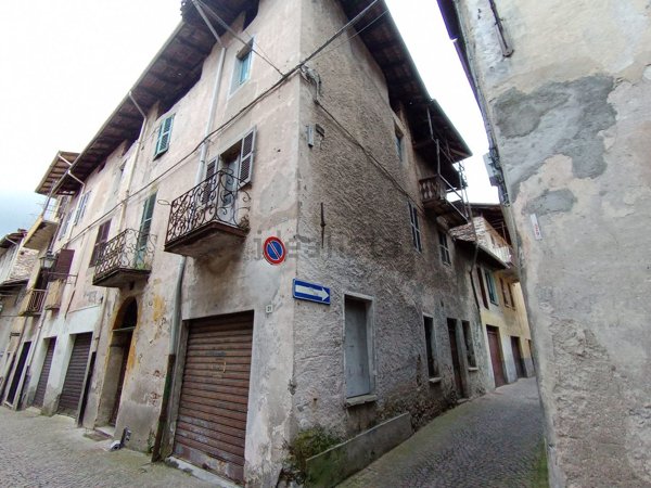 casa indipendente in vendita a Crevacuore