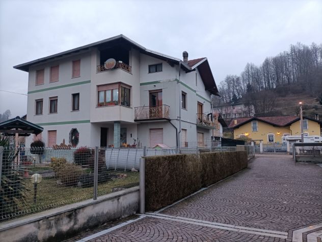 casa indipendente in vendita a Crevacuore