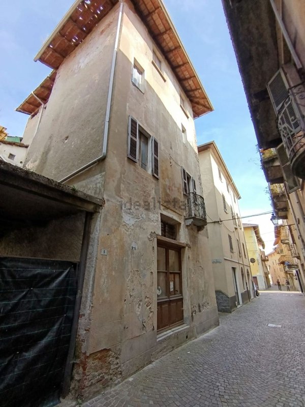 pentavano in vendita a Crevacuore