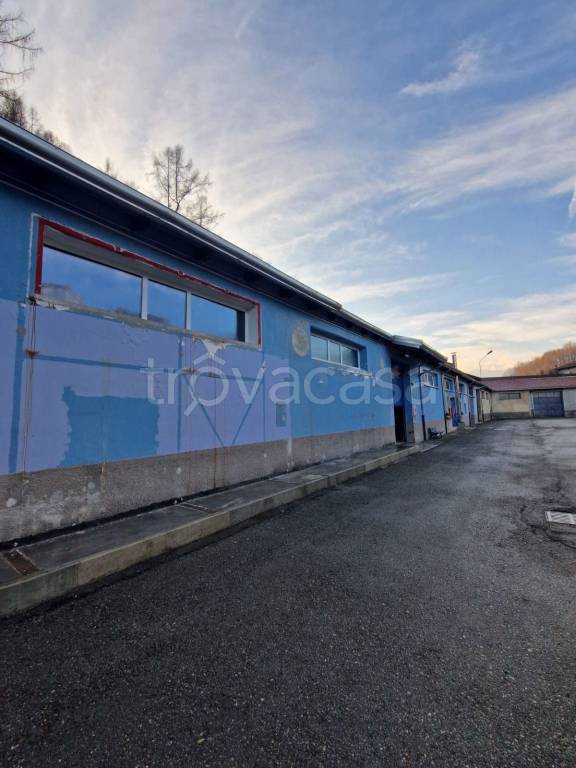 locale commerciale in vendita a Crevacuore