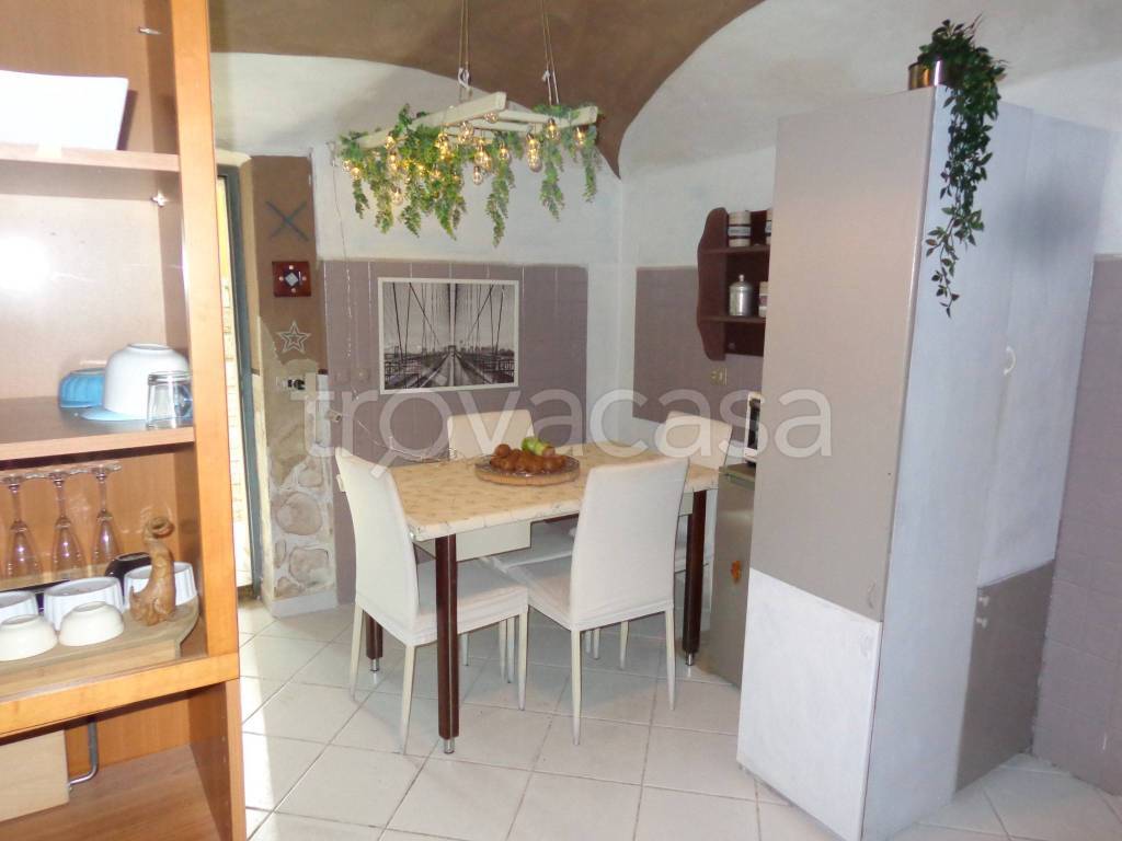 casa indipendente in vendita a Crevacuore