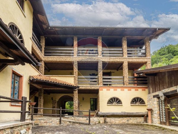 negozio in vendita a Curino