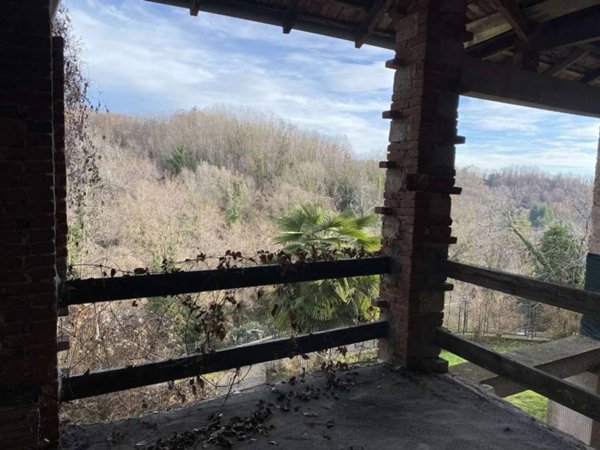 quadrivano in vendita a Curino