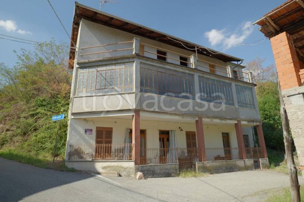 casa indipendente in vendita a Curino