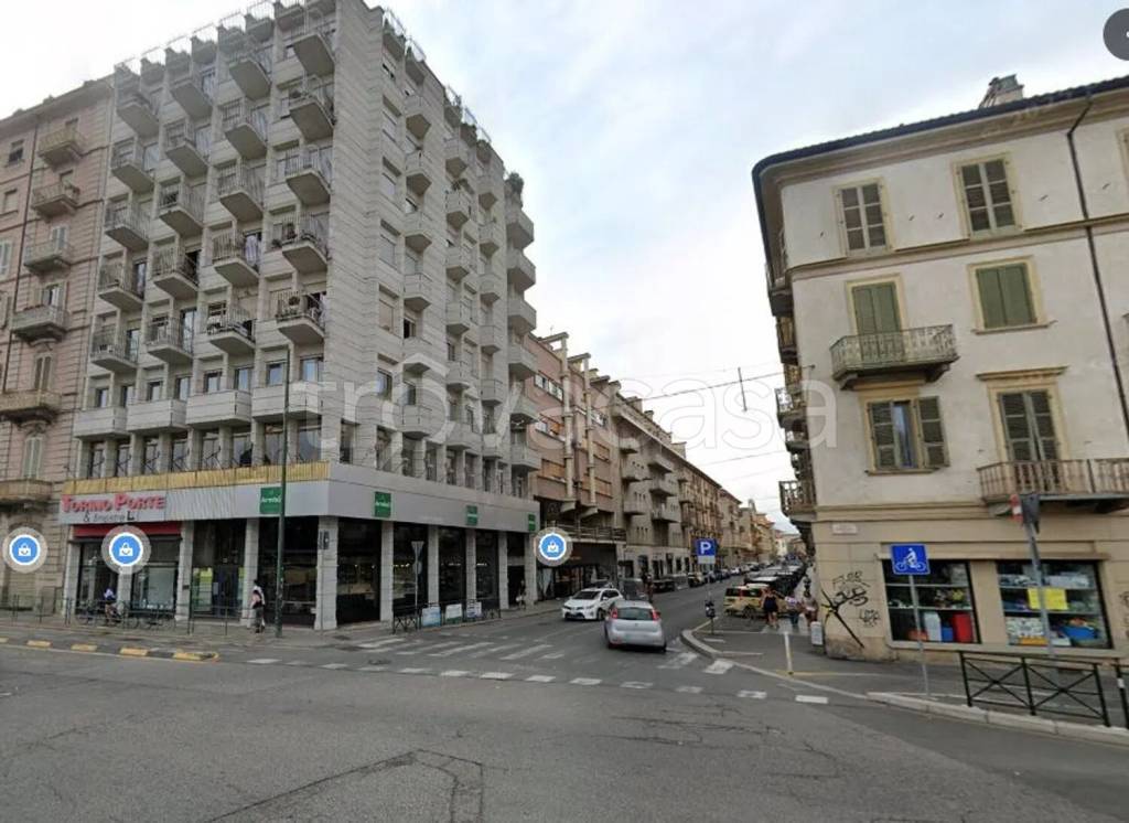 negozio in vendita a Donato