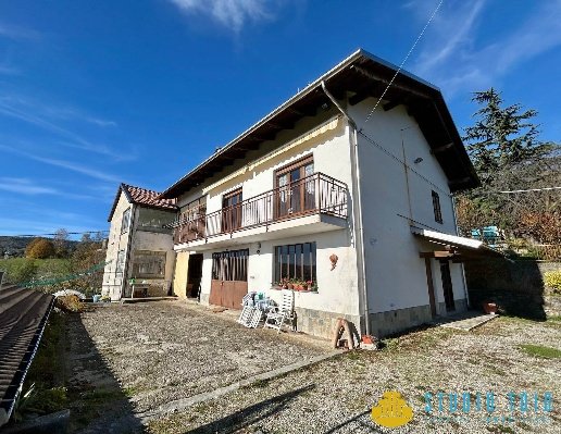 casa indipendente in vendita a Donato