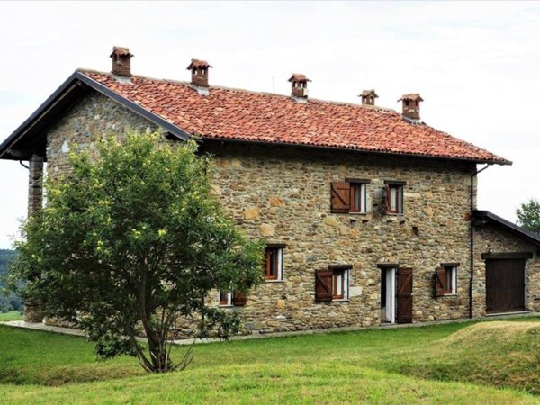 casa indipendente in vendita a Donato