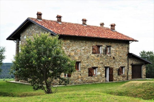 casa indipendente in vendita a Donato