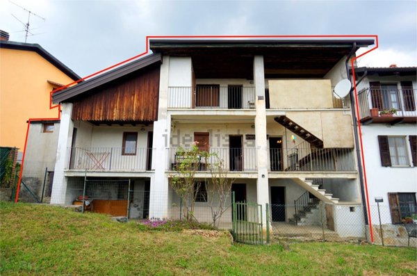 casa indipendente in vendita a Donato