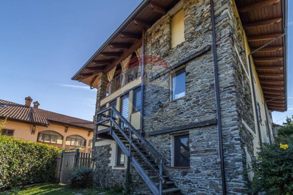 casa indipendente in vendita a Donato