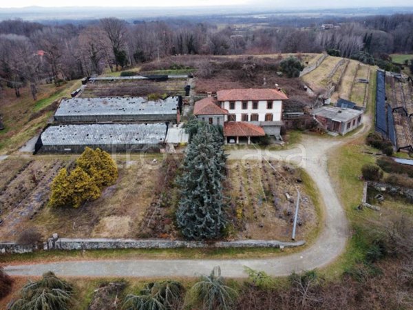 casa indipendente in vendita a Dorzano