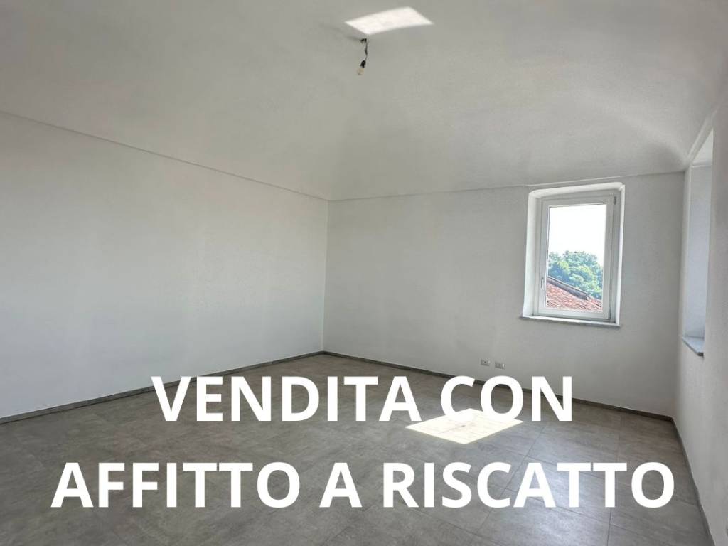 casa indipendente in vendita a Dorzano